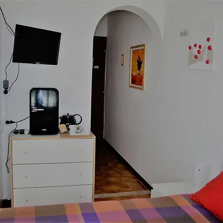 Il Bolentino Alojamento de Acomodação e Pequeno-almoço Varenna